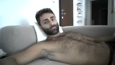 kikkus01 online show from 09.10.25