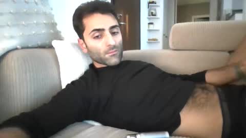 kikkus01 online show from 11.28.25