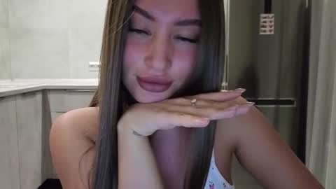 EvaAnna online show from 02.10.26