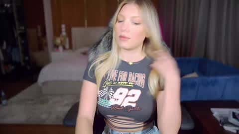 Killer Tits online show from 01.15.26