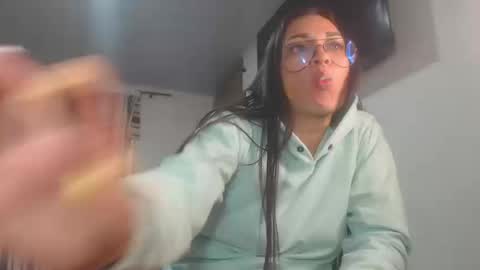 Snapshot of killey_saints chatting on 10.17.25 killey online show from 10.17.25