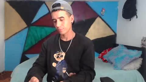 Snapshot of kilyan_ chatting on 01.08.25 jahn online show from 01.08.25