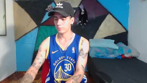 Snapshot of kilyan_ chatting on 02.15.25 jahn online show from 02.15.25