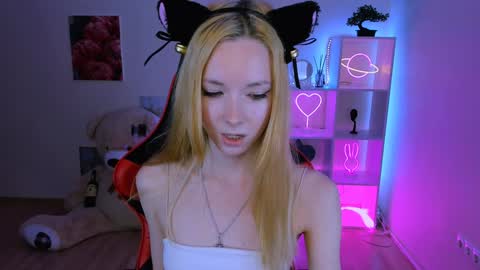 Snapshot of kim_boyd chatting on 01.25.25 kim_boyd online show from 01.25.25