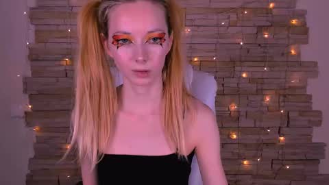 Snapshot of kim_boyd chatting on 02.25.25 kim_boyd online show from 02.25.25