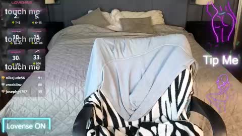 Kim online show from 12.19.25