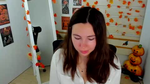 Kim online show from 10.23.25