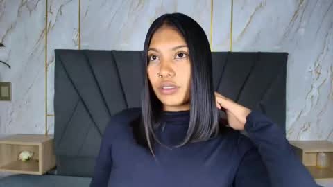 kim  online show from 10.17.25