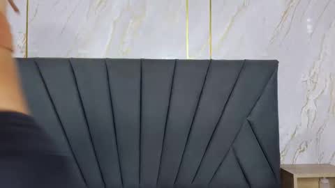 kim  online show from 11.03.25