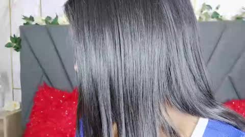 kim  online show from 11.12.25