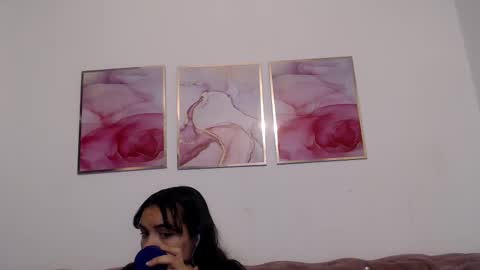 K I M online show from 02.09.25