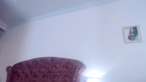 K I M online show from 02.28.25