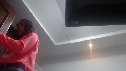 K I M online show from 03.08.25
