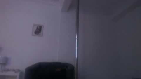 K I M online show from 03.12.25