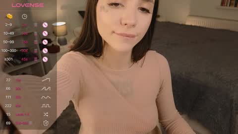 Snapshot of kim_lyn chatting on 01.09.25 KIM online show from 01.09.25