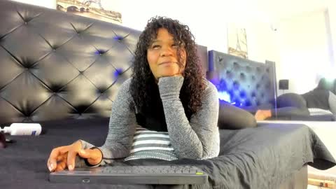 Kim Marquez online show from 04.12.26