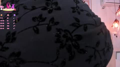 Snapshot of kim_miller4 chatting on 10.16.25 KIM online show from 10.16.25