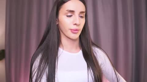 Snapshot of kim_oberlin chatting on 10.03.25 Kim Oberlin online show from 10.03.25