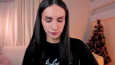 Kim Oberlin online show from 12.22.25