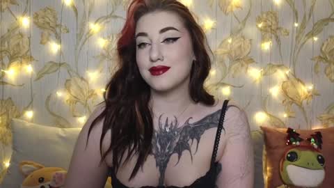 Hi Im Kimberly but u can call me Kim. Turn on ur sound i love to talk and moan online show from 12.25.24