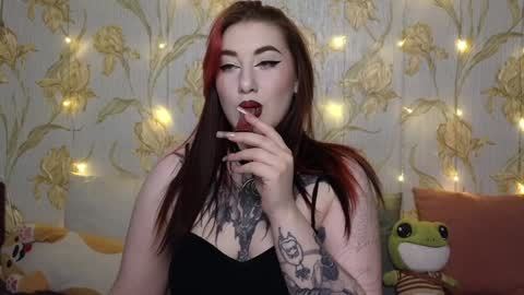 Hi Im Kimberly but u can call me Kim. Turn on ur sound i love to talk and moan online show from 01.27.25