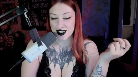 Hi Im Kimberly but u can call me Kim. Turn on ur sound i love to talk and moan online show from 03.26.26