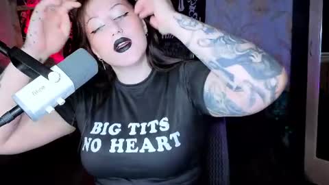 Hi Im Kimberly but u can call me Kim. Turn on ur sound i love to talk and moan online show from 06.24.26