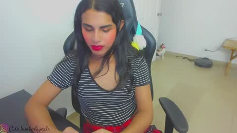 Snapshot of kim_wexler chatting on 02.07.25 OnlyFans kimberlywexlr online show from 02.07.25