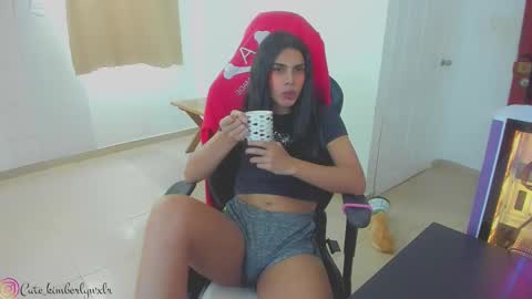 Snapshot of kim_wexler chatting on 02.11.25 OnlyFans kimberlywexlr online show from 02.11.25