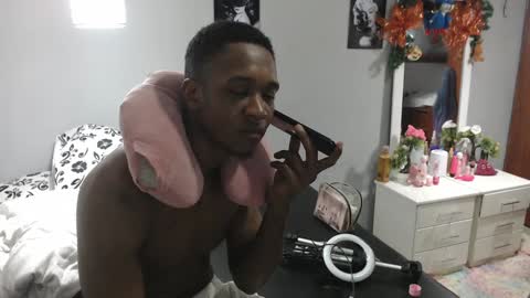 Snapshot of kimandyuk chatting on 12.14.24 Kim  Yuk online show from 12.14.24