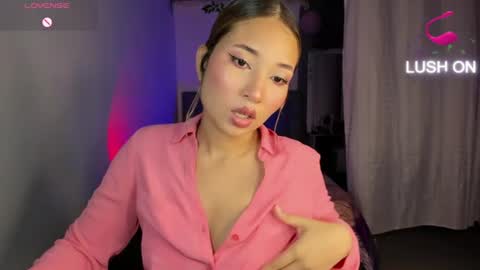 Snapshot of kimaswett chatting on 07.16.26 Kim online show from 07.16.26