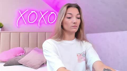 Snapshot of kimberlly_smith chatting on 10.08.25 kimberlly_smith online show from 10.08.25