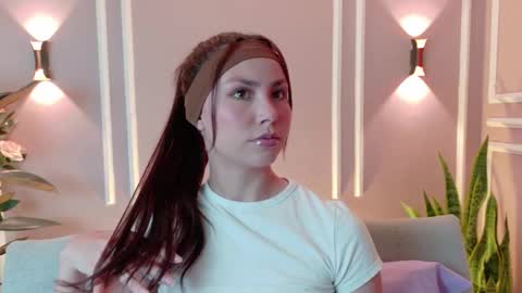 Kim online show from 02.20.26