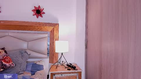 kimberly shaw online show from 10.11.25