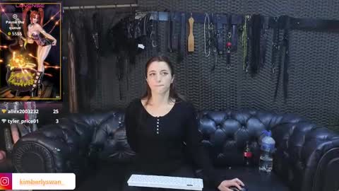 Snapshot of kimberly_swan_ chatting on 09.11.25 KIMBERLY SWAN online show from 09.11.25