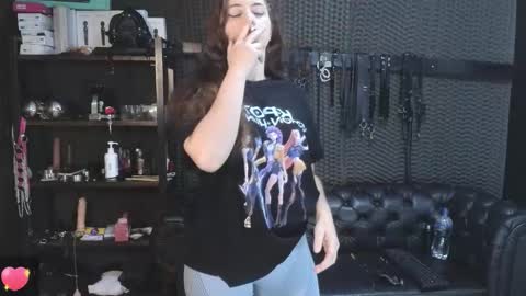 Snapshot of kimberly_swan_ chatting on 03.02.26 KIMBERLY SWAN online show from 03.02.26