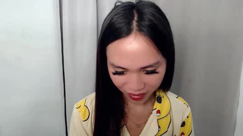 Snapshot of kimberly_tart chatting on 10.01.25 Kimberly online show from 10.01.25