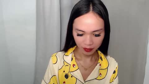 Snapshot of kimberly_tart chatting on 10.04.25 Kimberly online show from 10.04.25