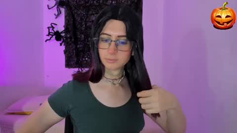 Snapshot of kimberly_thonson chatting on 10.17.25 kimberly_thonson online show from 10.17.25