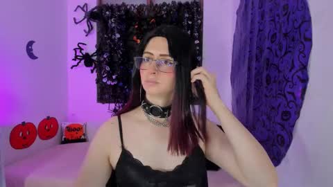 Snapshot of kimberly_thonson chatting on 10.23.25 kimberly_thonson online show from 10.23.25