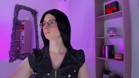 Snapshot of kimberly_thonson chatting on 11.16.25 kimberly_thonson online show from 11.16.25