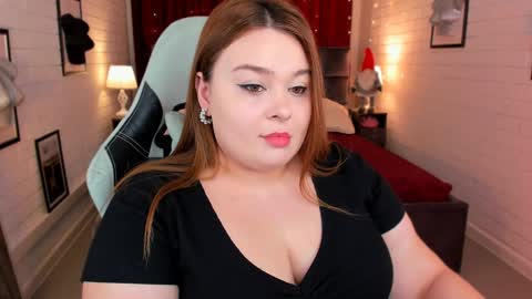 Snapshot of kimberlymaran chatting on 02.08.25 The one that you wont be able to forget online show from 02.08.25