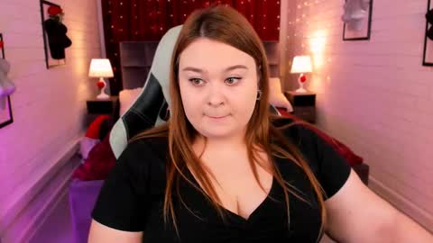 Snapshot of kimberlymaran chatting on 02.19.25 The one that you wont be able to forget online show from 02.19.25