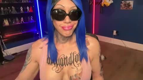 Snapshot of kimberlynnhaven chatting on 02.09.25 Kimber Haven online show from 02.09.25