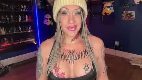 Snapshot of kimberlynnhaven chatting on 11.03.25 Kimber Haven online show from 11.03.25