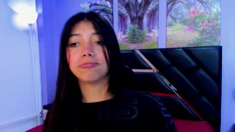 Snapshot of kimberlyvillalobos chatting on 10.09.25 Kimberly Villalobos online show from 10.09.25