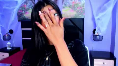 Snapshot of kimberlyvillalobos chatting on 11.01.25 Kimberly Villalobos online show from 11.01.25