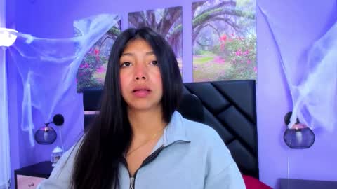 Snapshot of kimberlyvillalobos chatting on 11.10.25 Kimberly Villalobos online show from 11.10.25