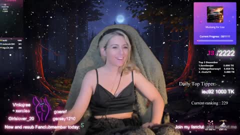 Wolfs Girl online show from 12.17.24