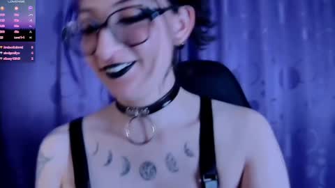 Snapshot of kimlennox_ chatting on 01.30.25 online show from 01.30.25